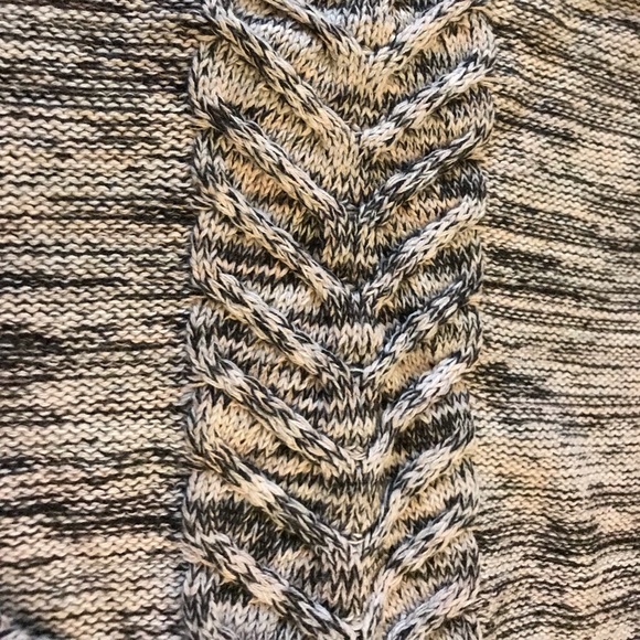Gap Knitted Sweater - Picture 4 of 5